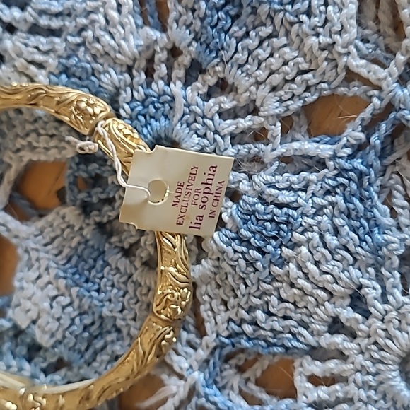 Lia Sophia Gold Filigree Stretch Bracelet - Picture 2 of 4